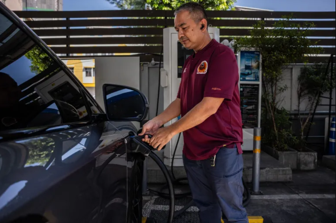 Cơn sốt đổi xe cũ lấy xe điện bùng nổ ở Trung Quốc: Hỗ trợ tới 130 triệu đồng