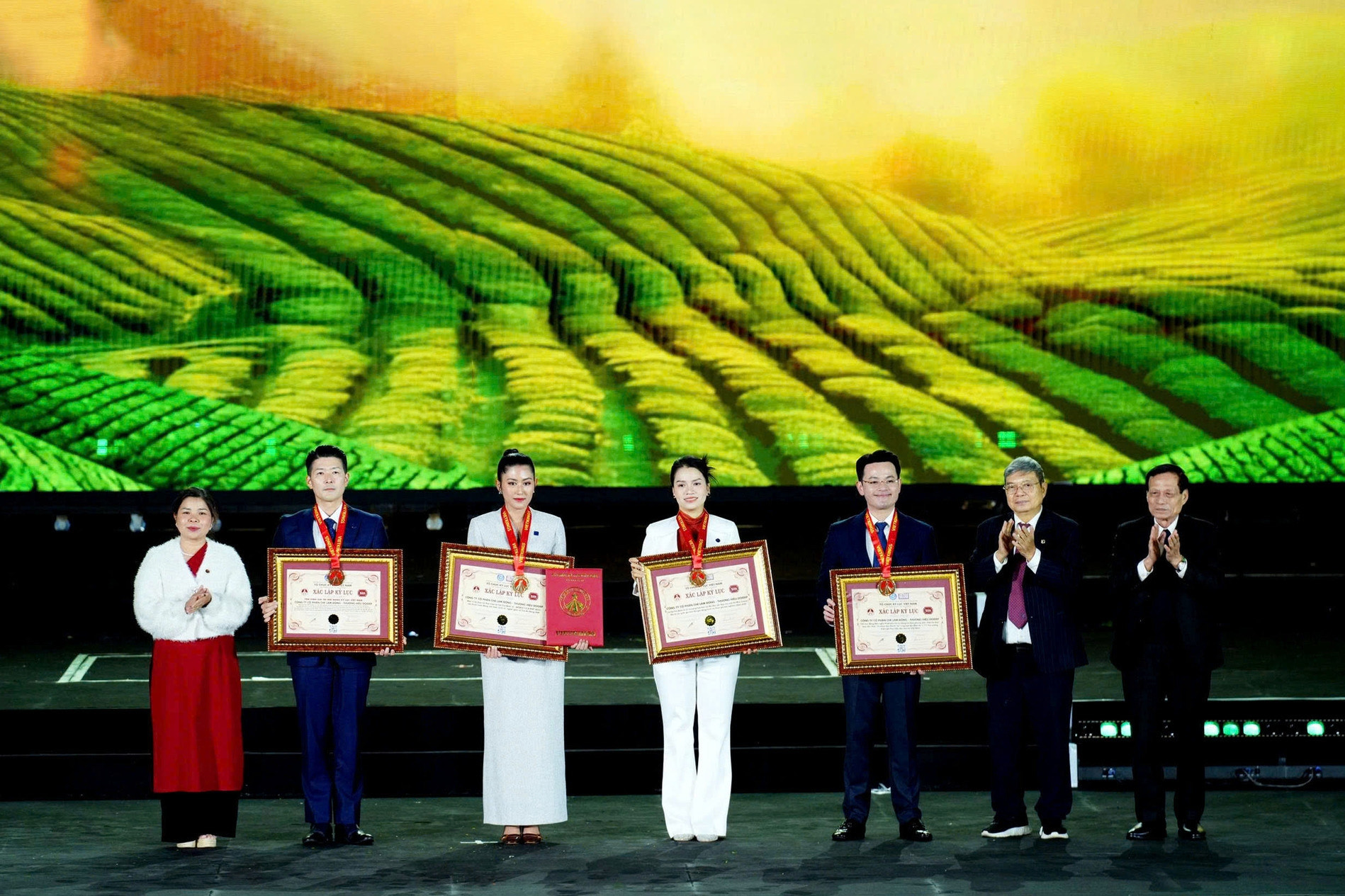 Khai mạc lễ hội Trà quốc tế, đưa văn hoá và kinh tế trà Việt vươn ra thế giới