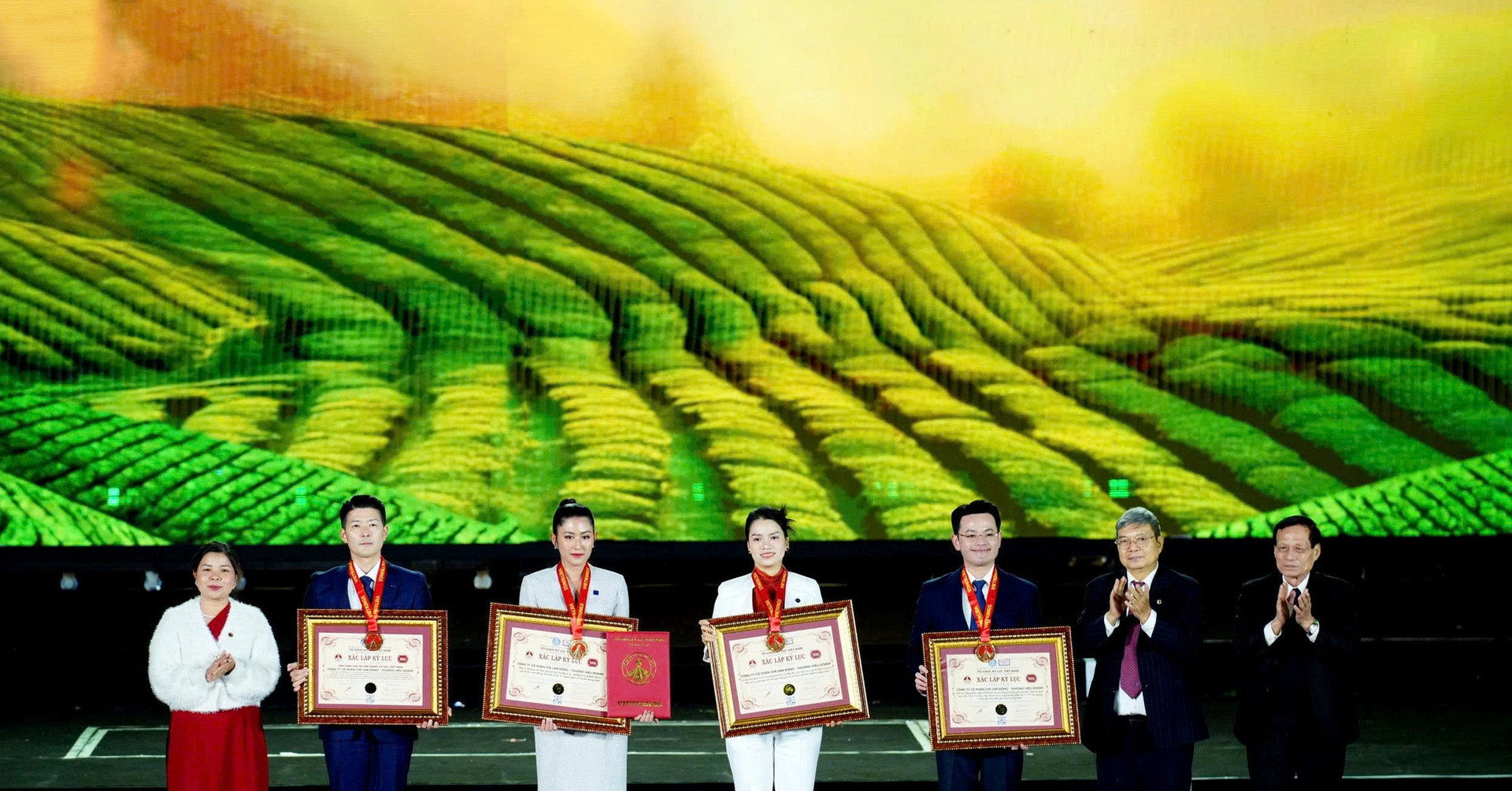 Khai mạc lễ hội Trà quốc tế, đưa văn hoá và kinh tế trà Việt vươn ra thế giới