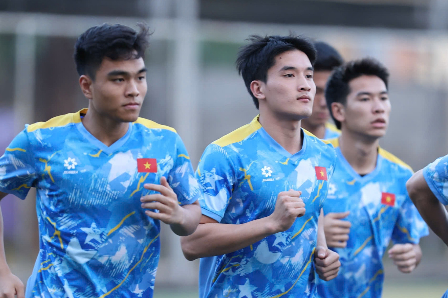 Đội U22 Việt Nam đi 'do thám' U22 Malaysia