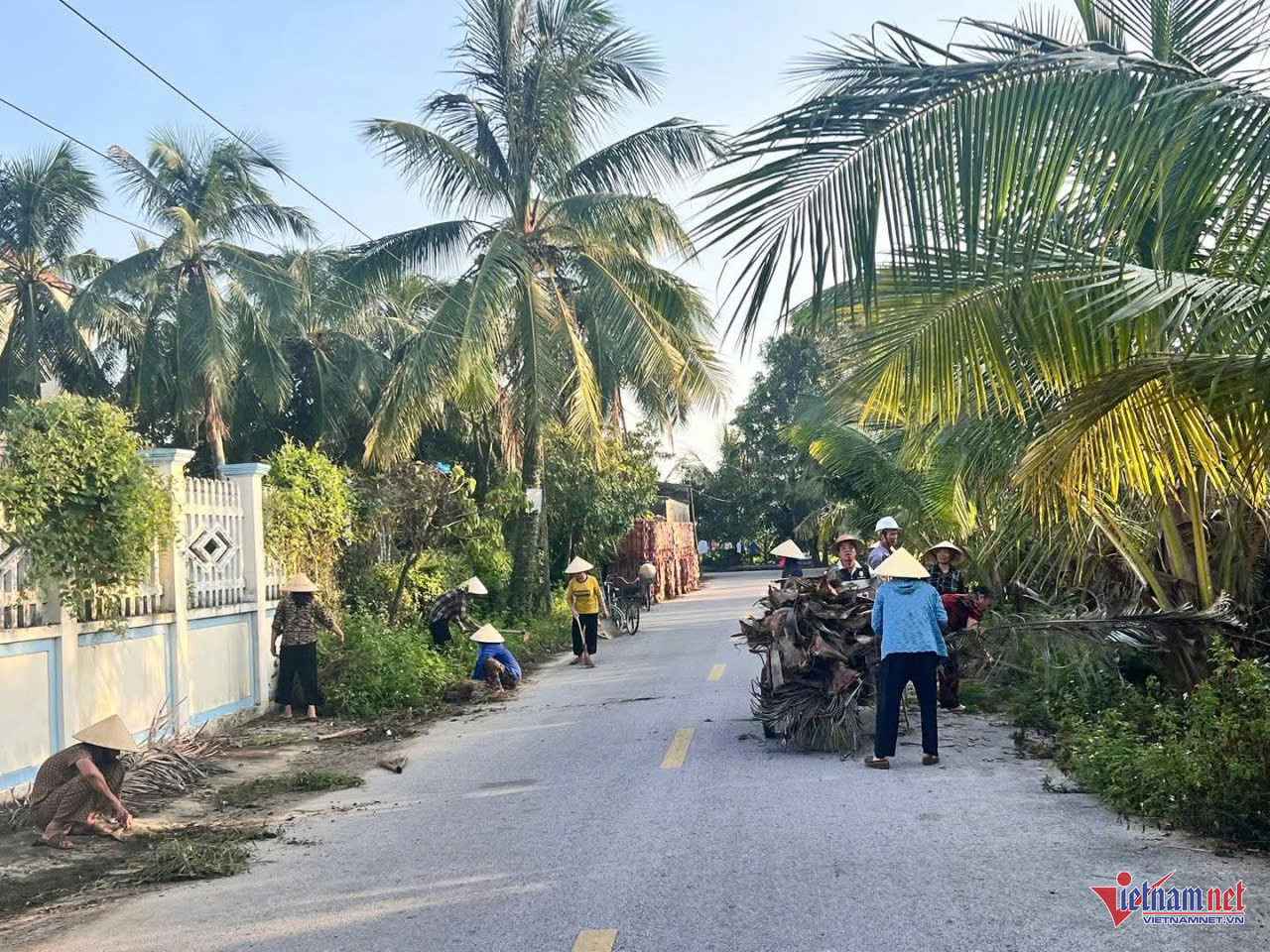 W-anh bai nui cam.jpg