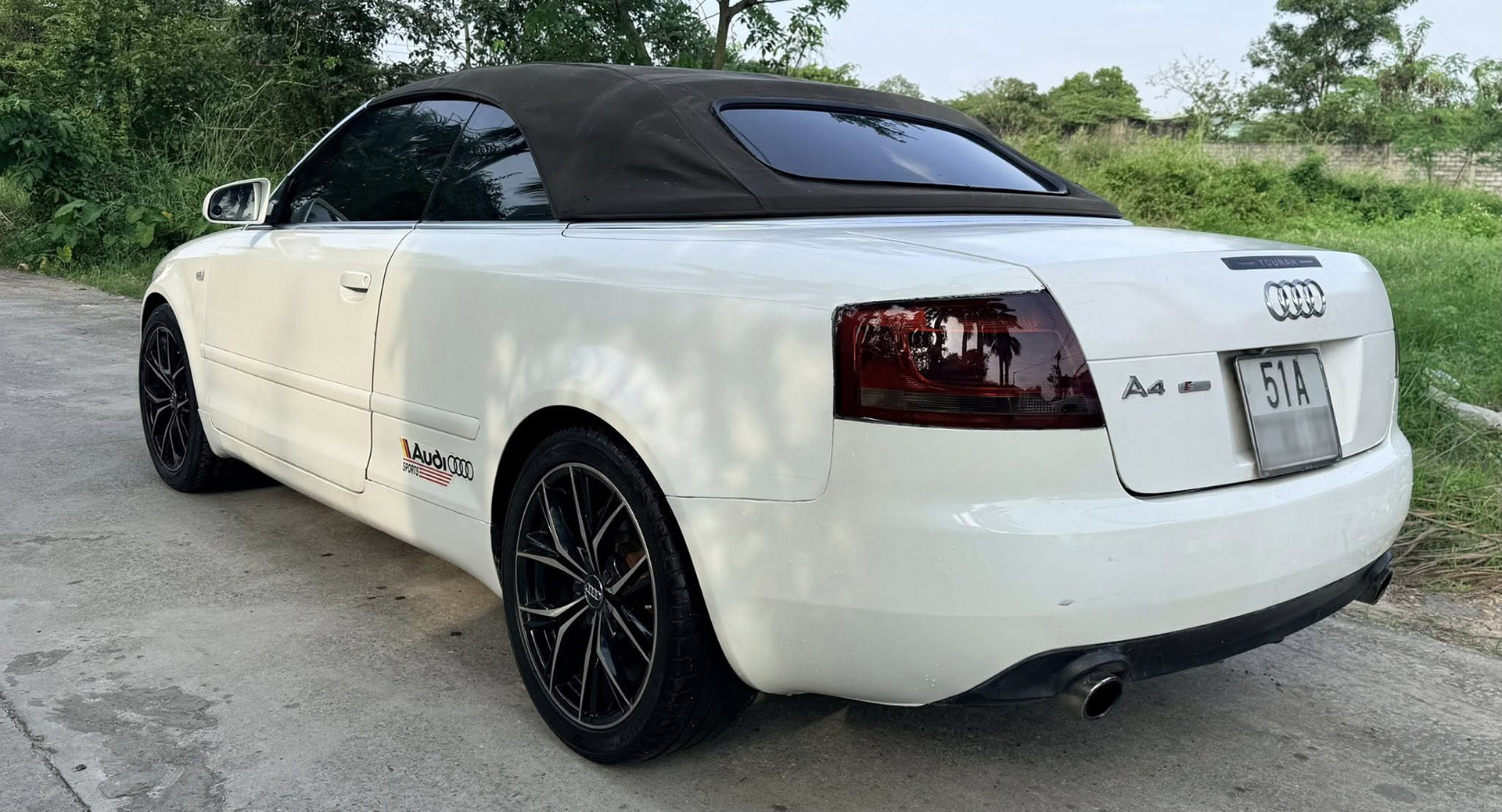 audi a4 convertible 3.jpg