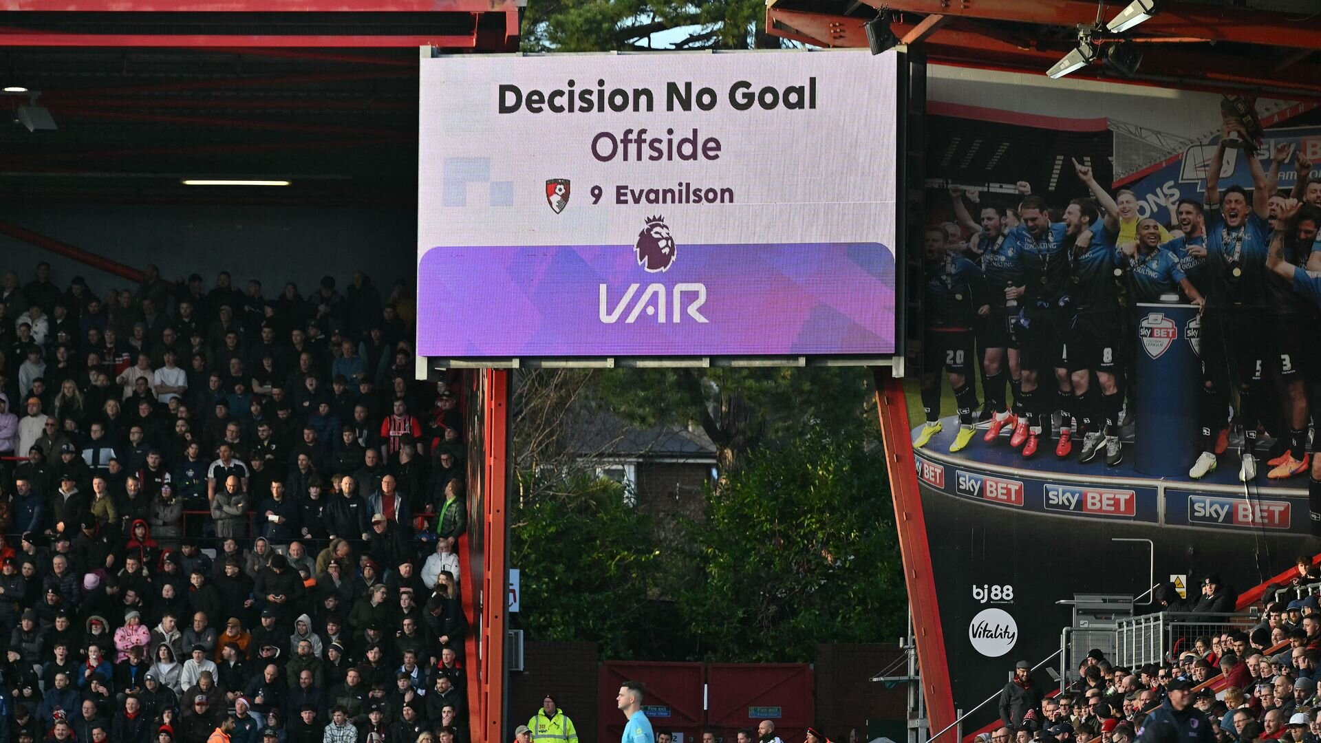 resources_premierleague_pulselive_com 2249642232 (1).jpg