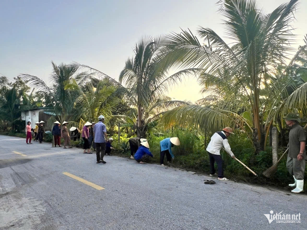 W-anh bai vinh long.jpg