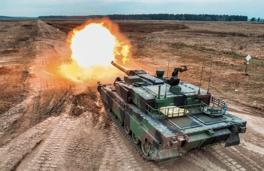 Lý do Ba Lan chi chục tỷ USD mua tới 1.000 xe tăng K2 Black Panther
