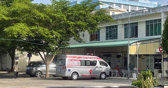 Bản tin chiều 8/12:Ô tô bị tảng đá từ xe công trình văng trúng, du khách tử vong