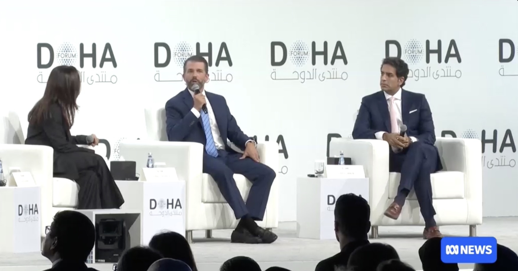 Con trai ông Trump tiết lộ cha có thể rút khỏi ...