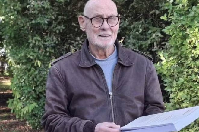 Cụ ông 89 tuổi bảo vệ thành công luận án tiến sỹ luật