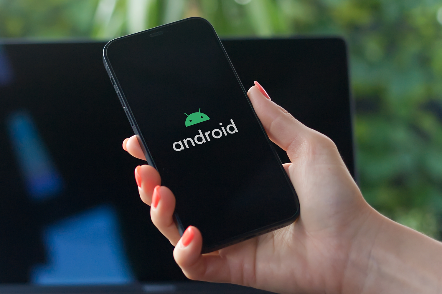 Điện thoại Android cập nhật ngay lập tức bản vá lỗ hổng đặc biệt nghiêm trọng