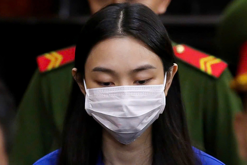 Hoa hậu Thùy Tiên chấp nhận thi hành bản án 2 năm tù