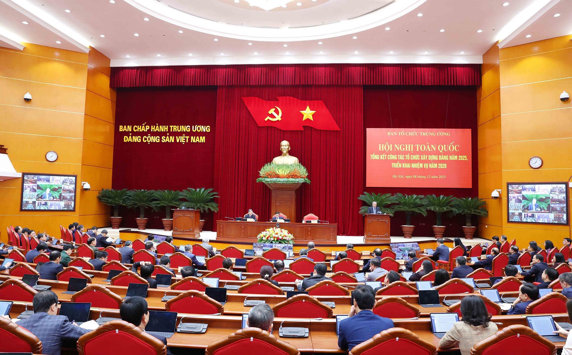 vnapotalthuongtrucbanbithutrancamtuduhoinghitoanquoctongketcongtactochucxaydungdangnam20258456836 1765169988339342587381.jpg