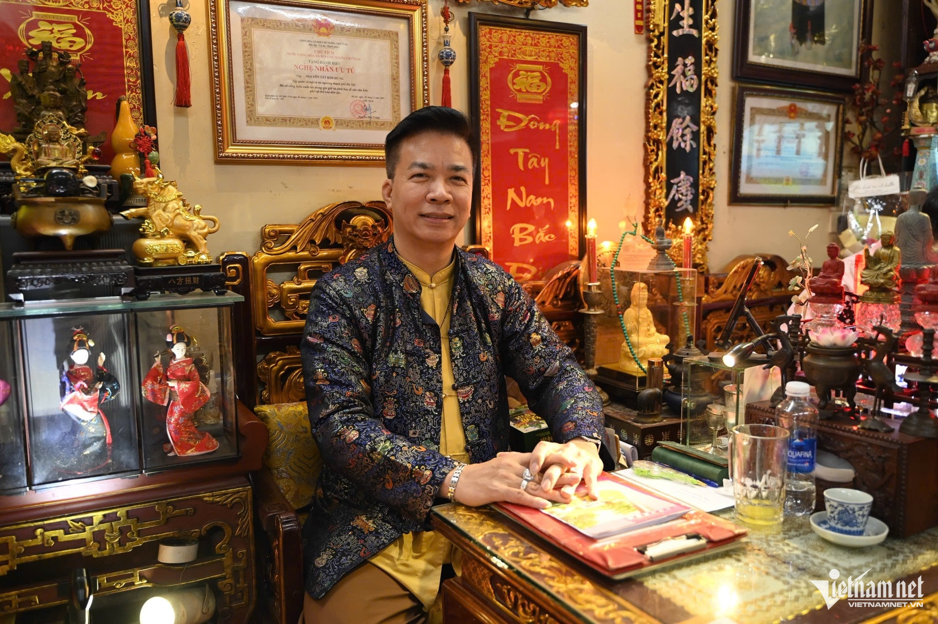 W-đền Hàng Bạc.jpg