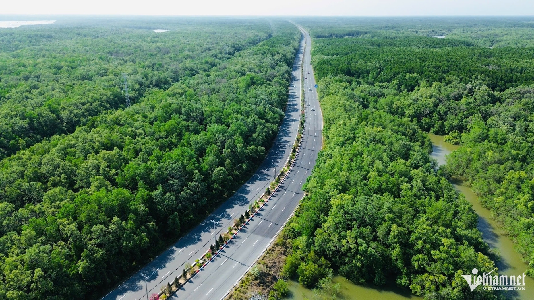 w z6528111430917 348771108664ccf938e67e0f2589471c 653.jpg