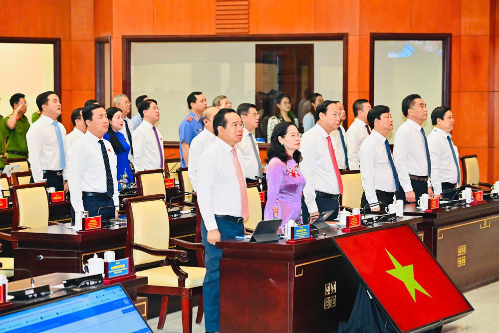 Khai mạc kỳ họp thứ sáu HĐND TPHCM vì mục tiêu phát triển nhanh, bền vững
