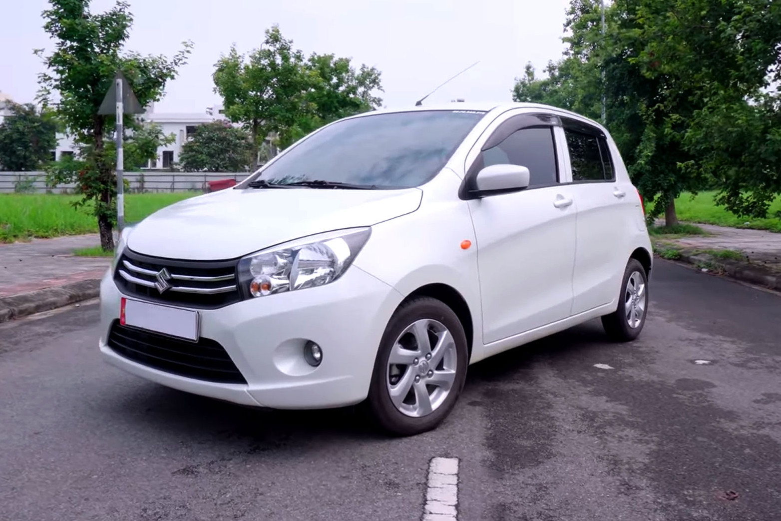 Đánh giá xe Suzuki Celerio cũ: Lựa chọn 'ngon, bổ, rẻ' trong năm 2025