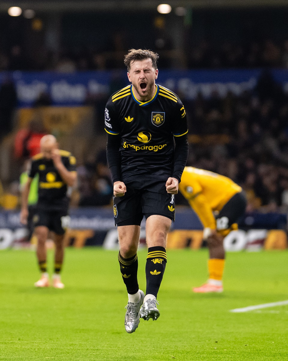 Mason Mount MUFC.jpg