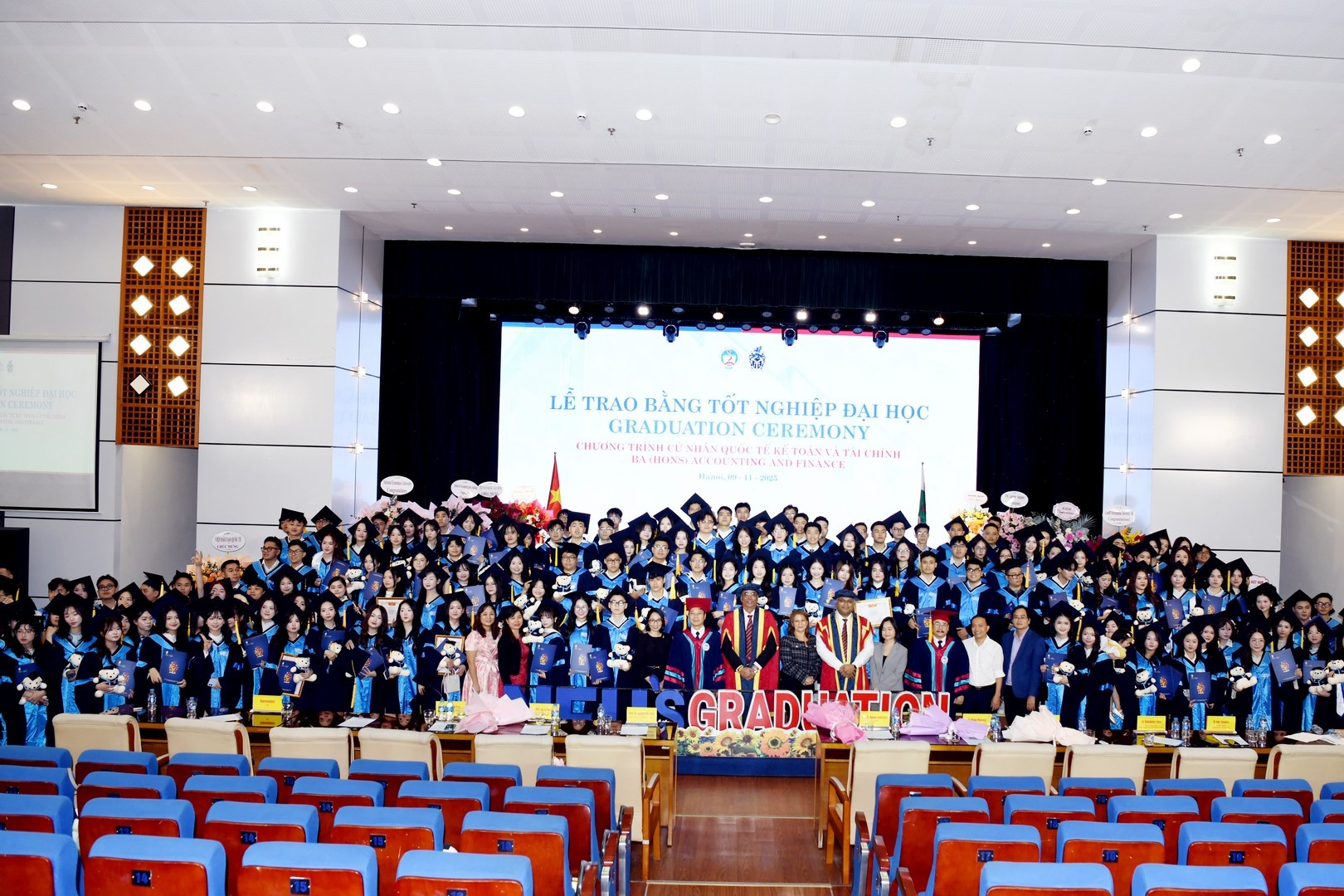 Nhiều ‘đặc quyền’ cho sinh viên chương trình Cử nhân quốc tế BIFA tại NEU