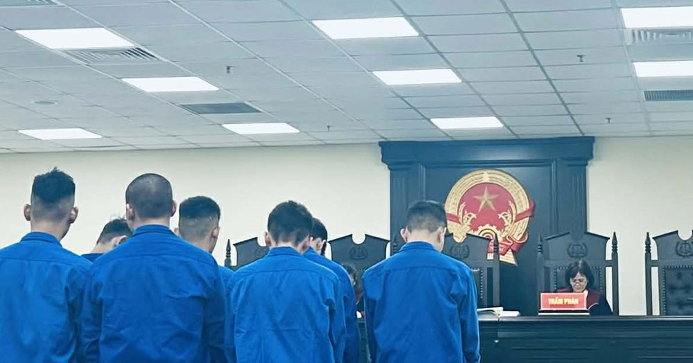 Nhóm ‘báo thủ’ vô cớ chém người đi đường, cướp biển số xe và cái kết