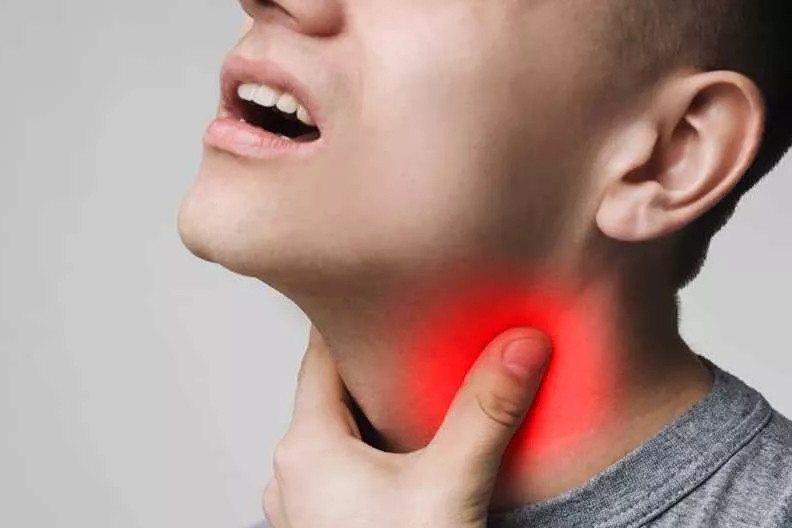 Từ 1 điểm dị thường ở cổ, người đàn ông 35 tuổi phát hiện ung thư di căn