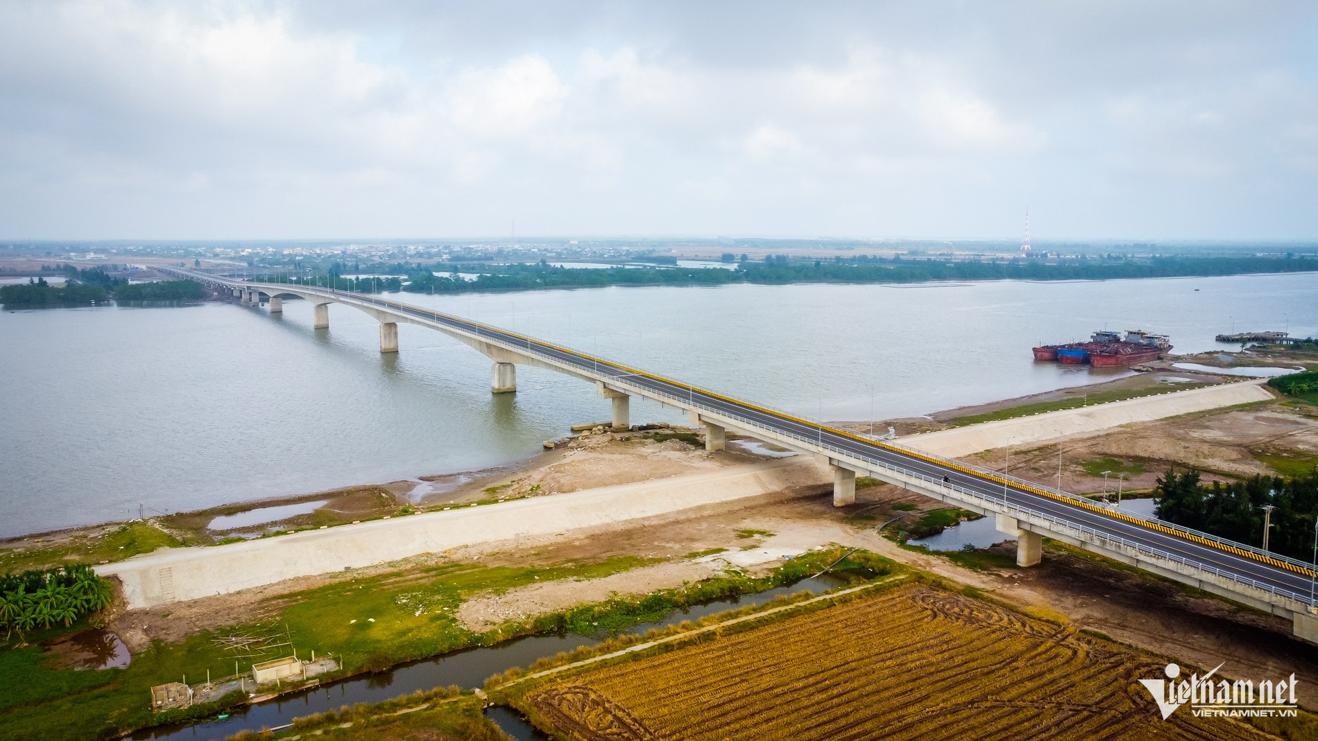 W-Đường bộ ven biển.jpg