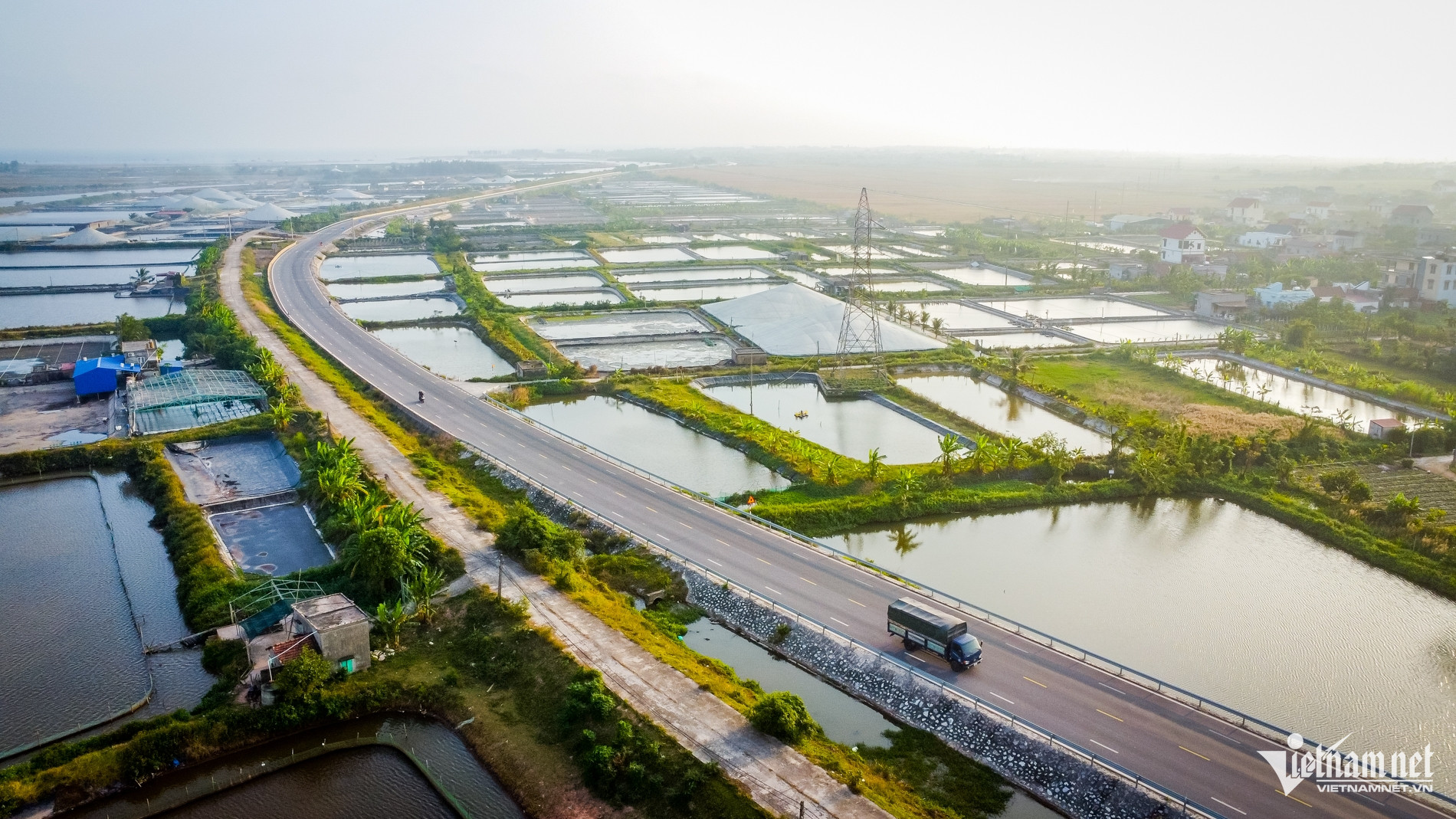 W-Đường bộ ven biển_4.jpg