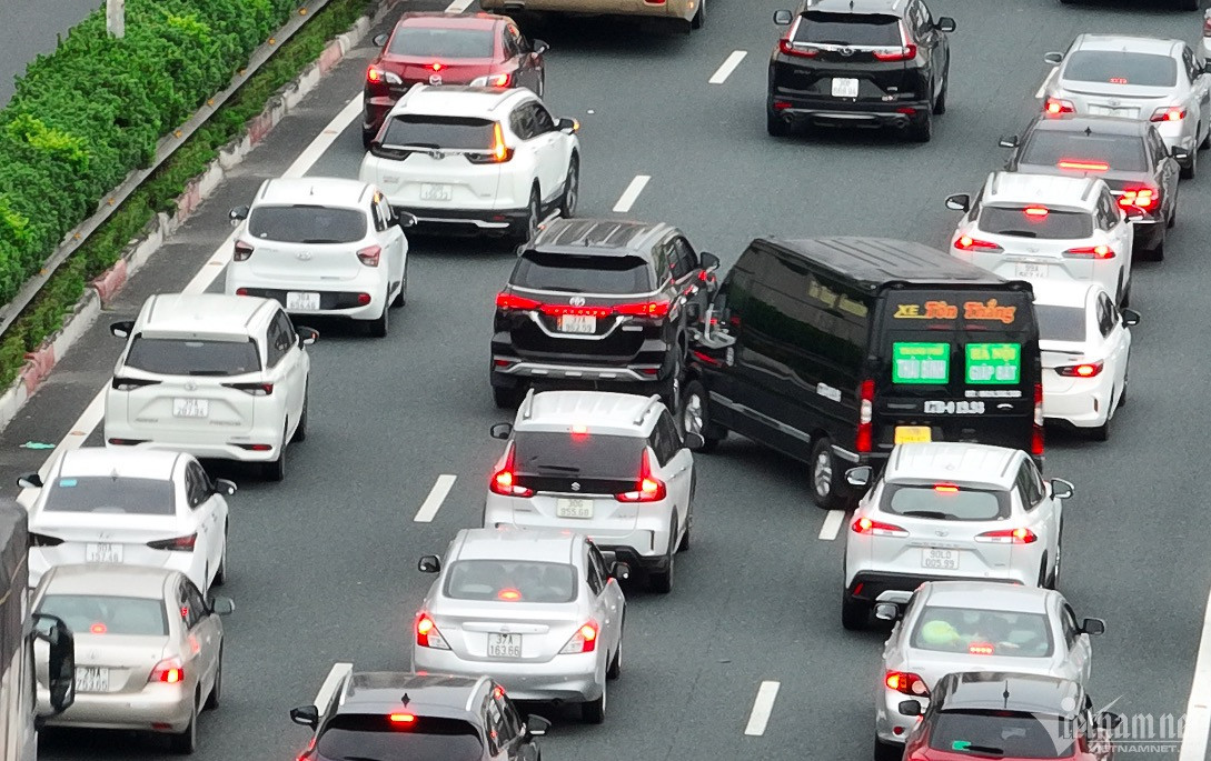 chuyen lan tren duong gay tai nan.jpeg