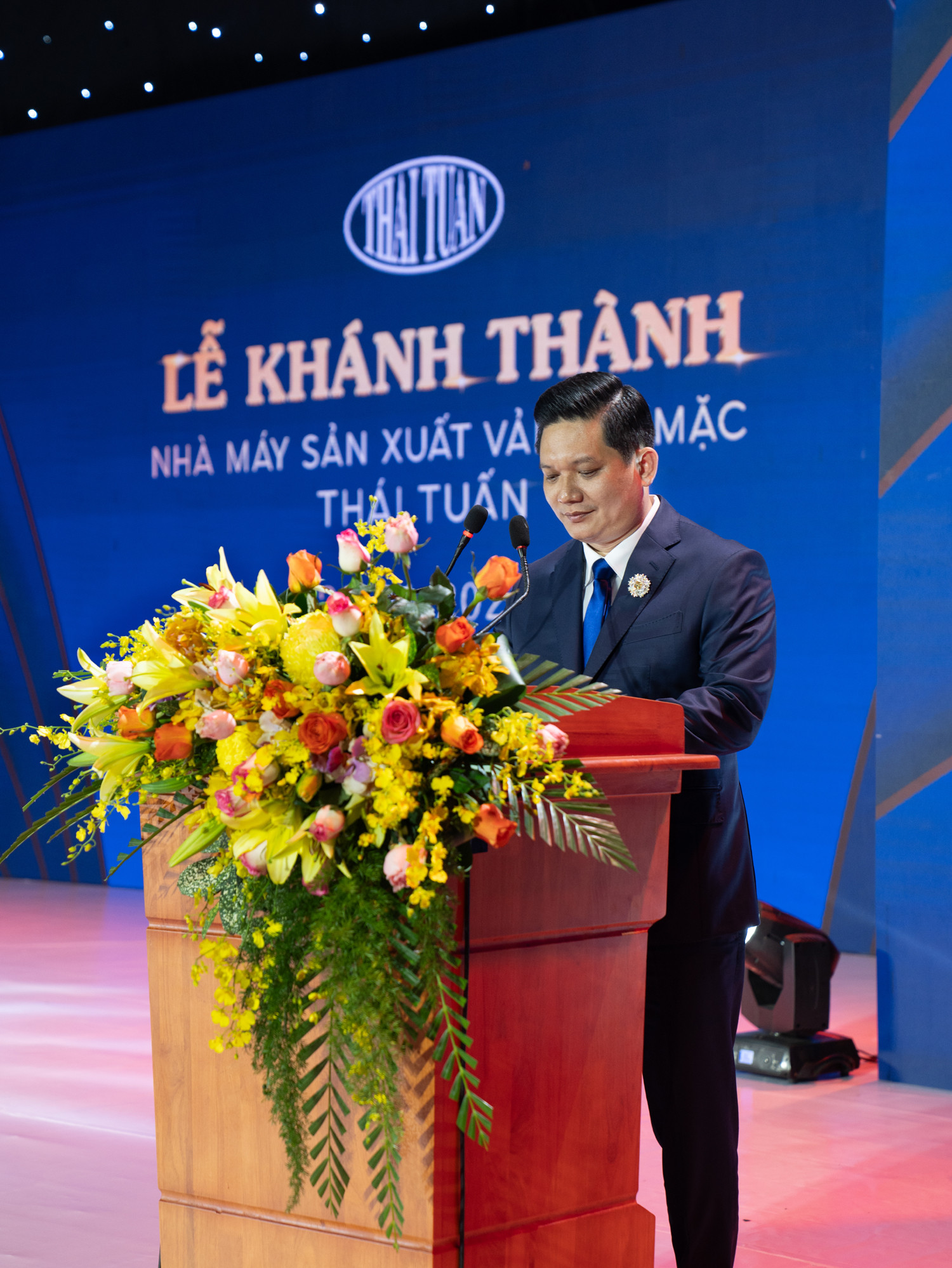 Thái Tuấn 3.jpg