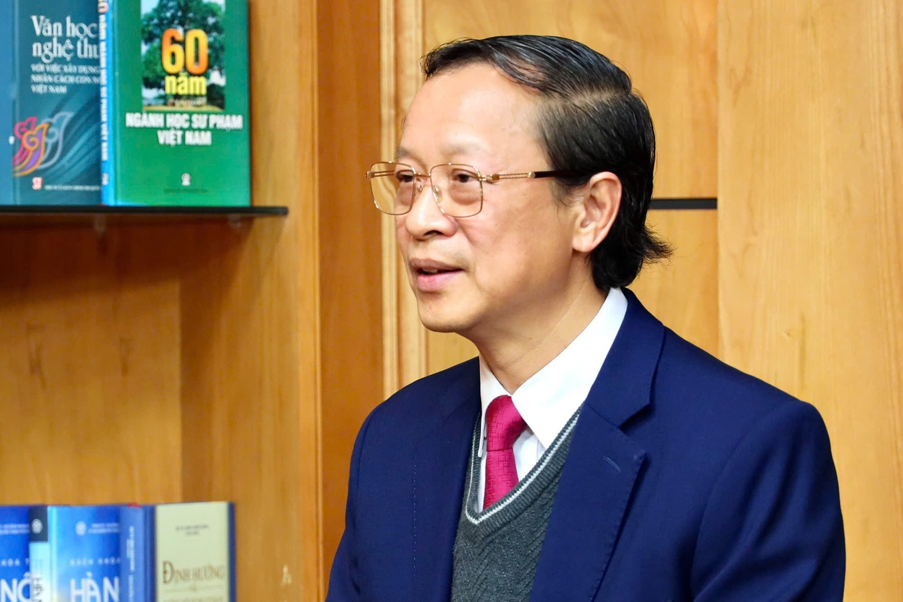 Thứ trưởng Bộ GD ĐT Phạm Ngọc Thưởng.jpg