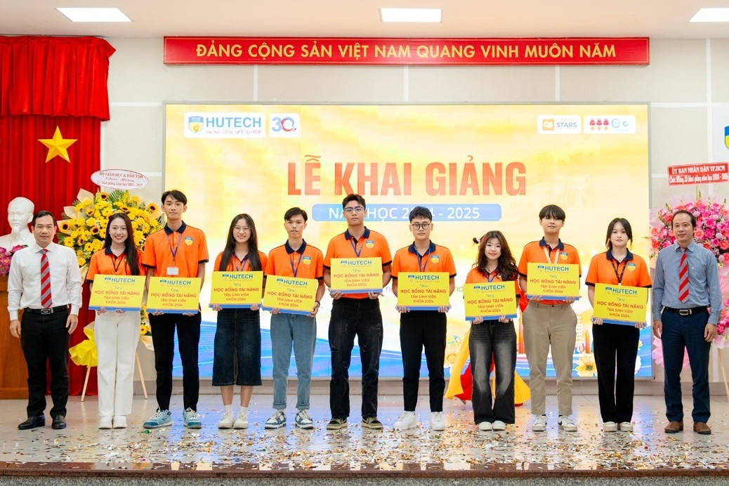 Trường Đại học Công nghệ TPHCM cam kết không tăng học phí toàn khóa