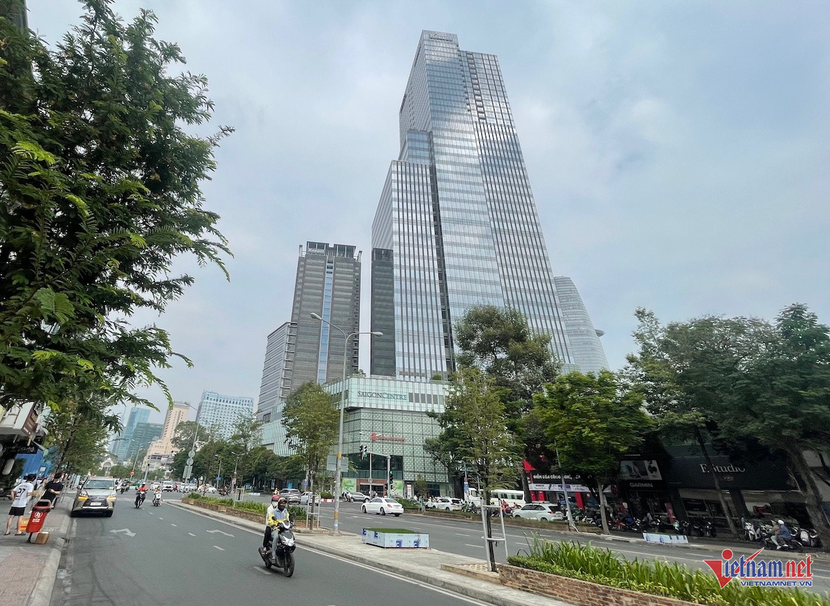 W-saigon cemtre 1.jpg