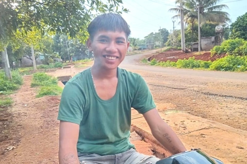 Người mẹ khóc ròng khi con trai mất tích, liên tục bị gọi điện đòi tiền chuộc