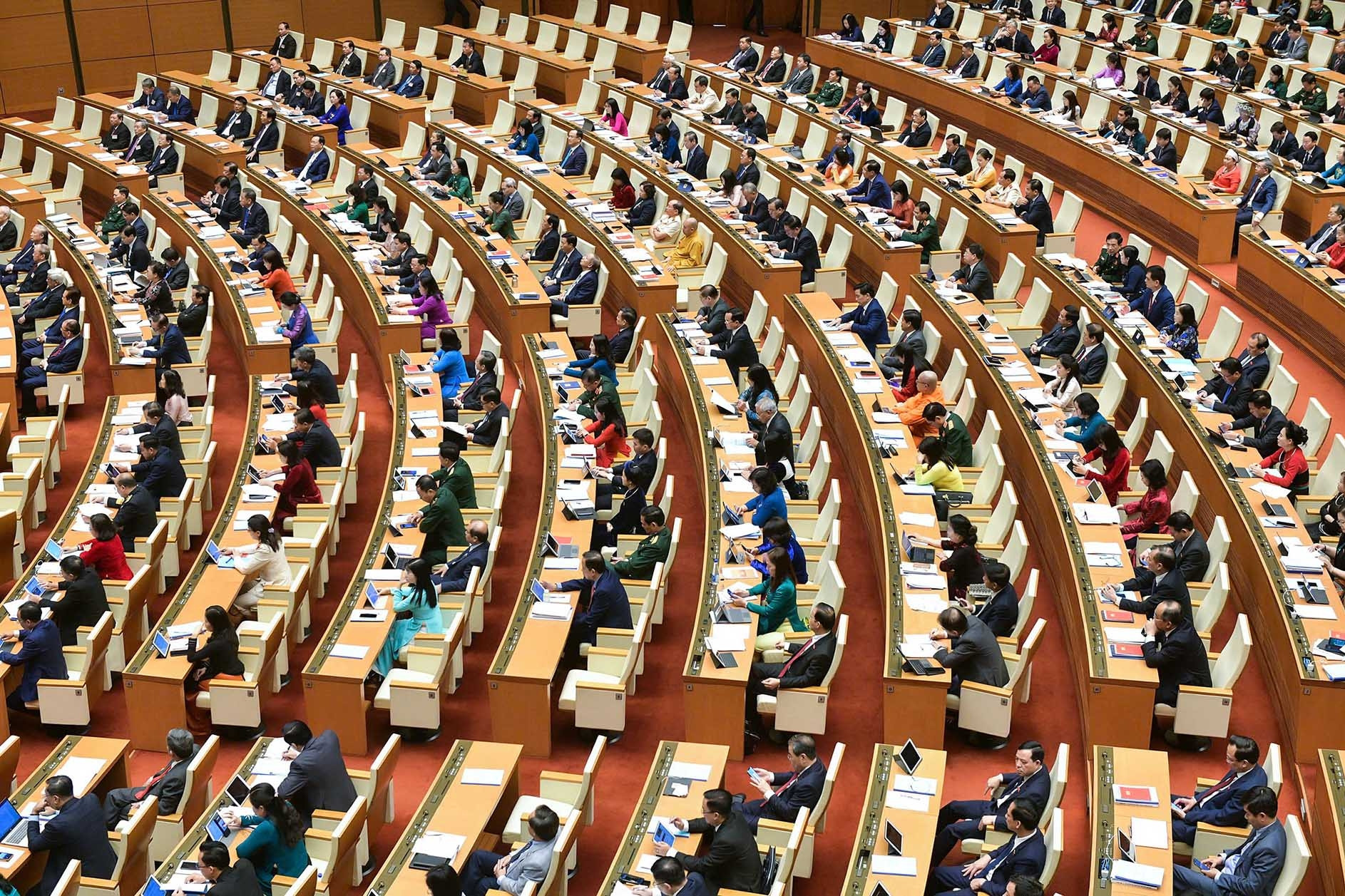 Quốc hội họp bất thường, bàn về công tác nhân sự và bộ máy