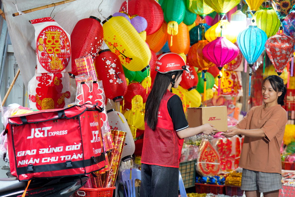 Nhu cầu giao hàng sau Tết không ‘hạ nhiệt’