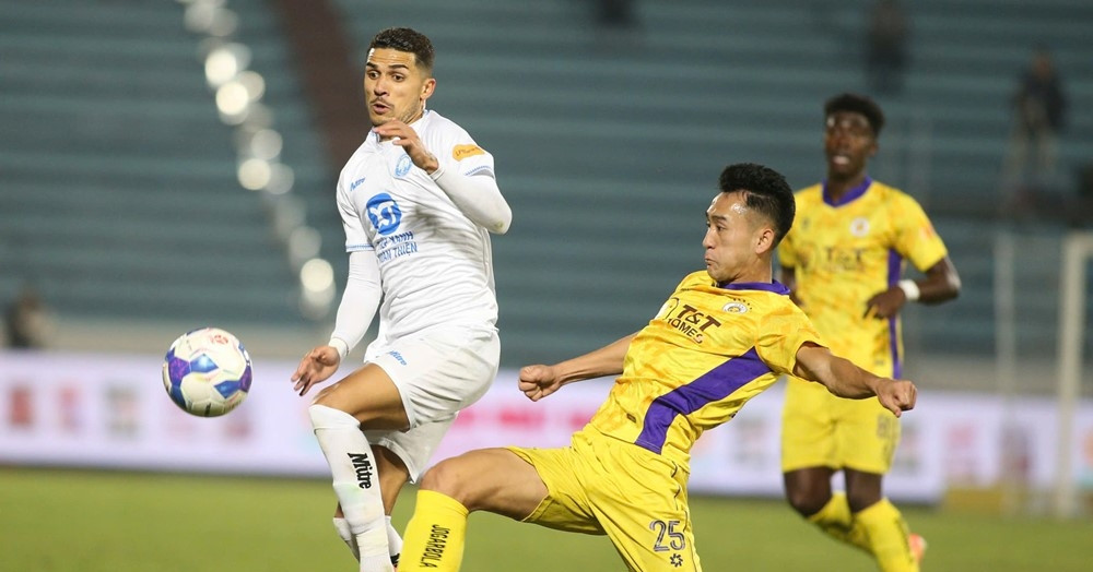 Trực tiếp bóng đá Nam Định 0-0 Sanfrecce Hiroshima: Thế trận sôi động