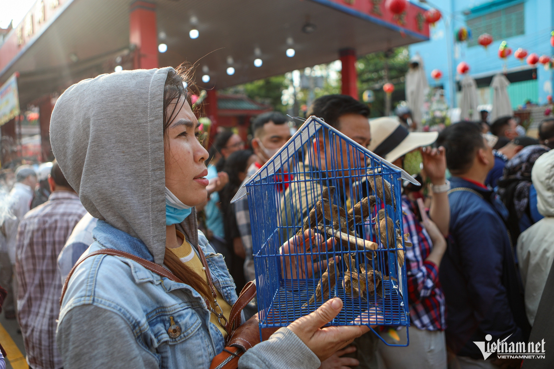 W-lễ hội chùa Bà, Bình Dương.jpg