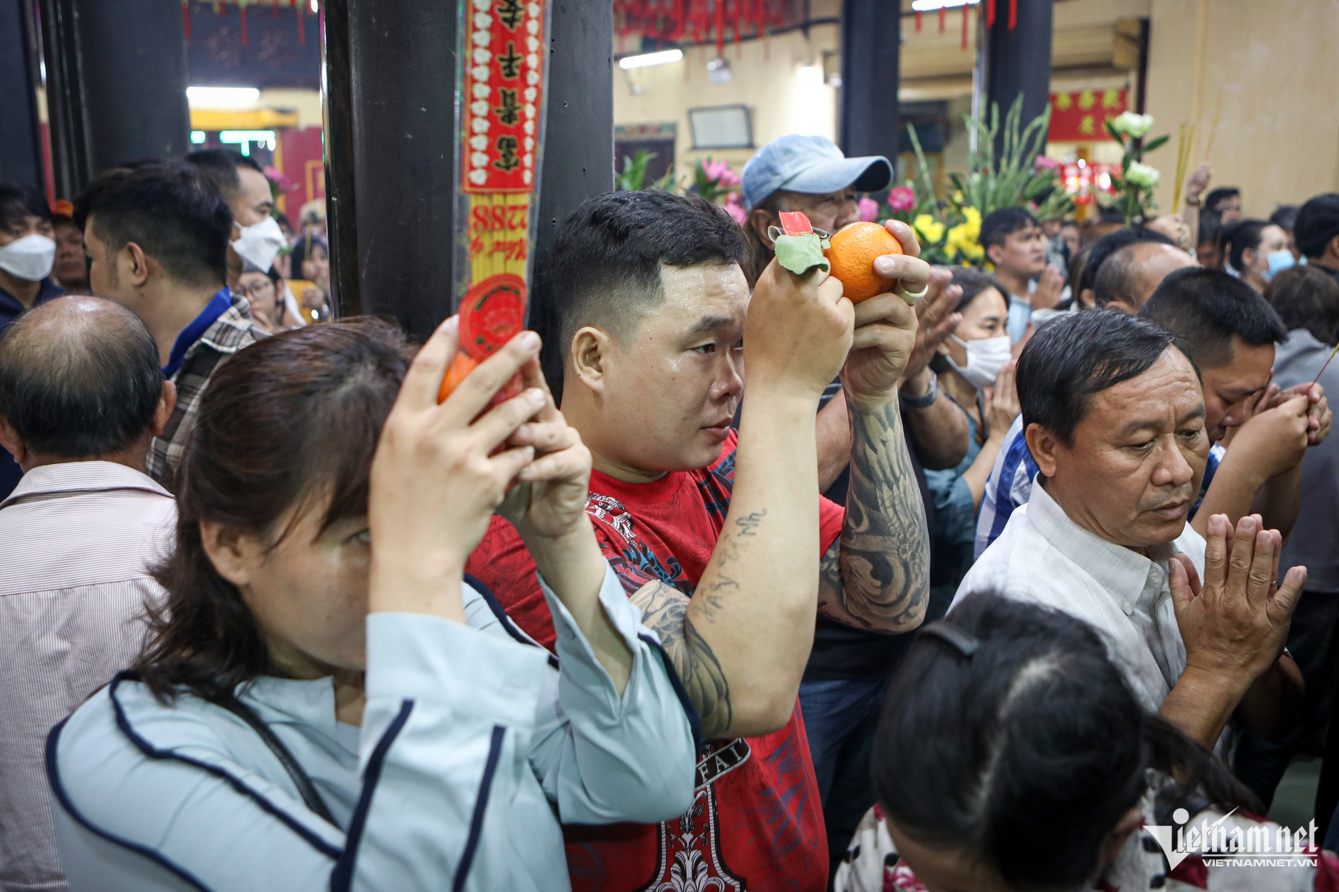 W-lễ hội chùa bà Bình Dương.jpg