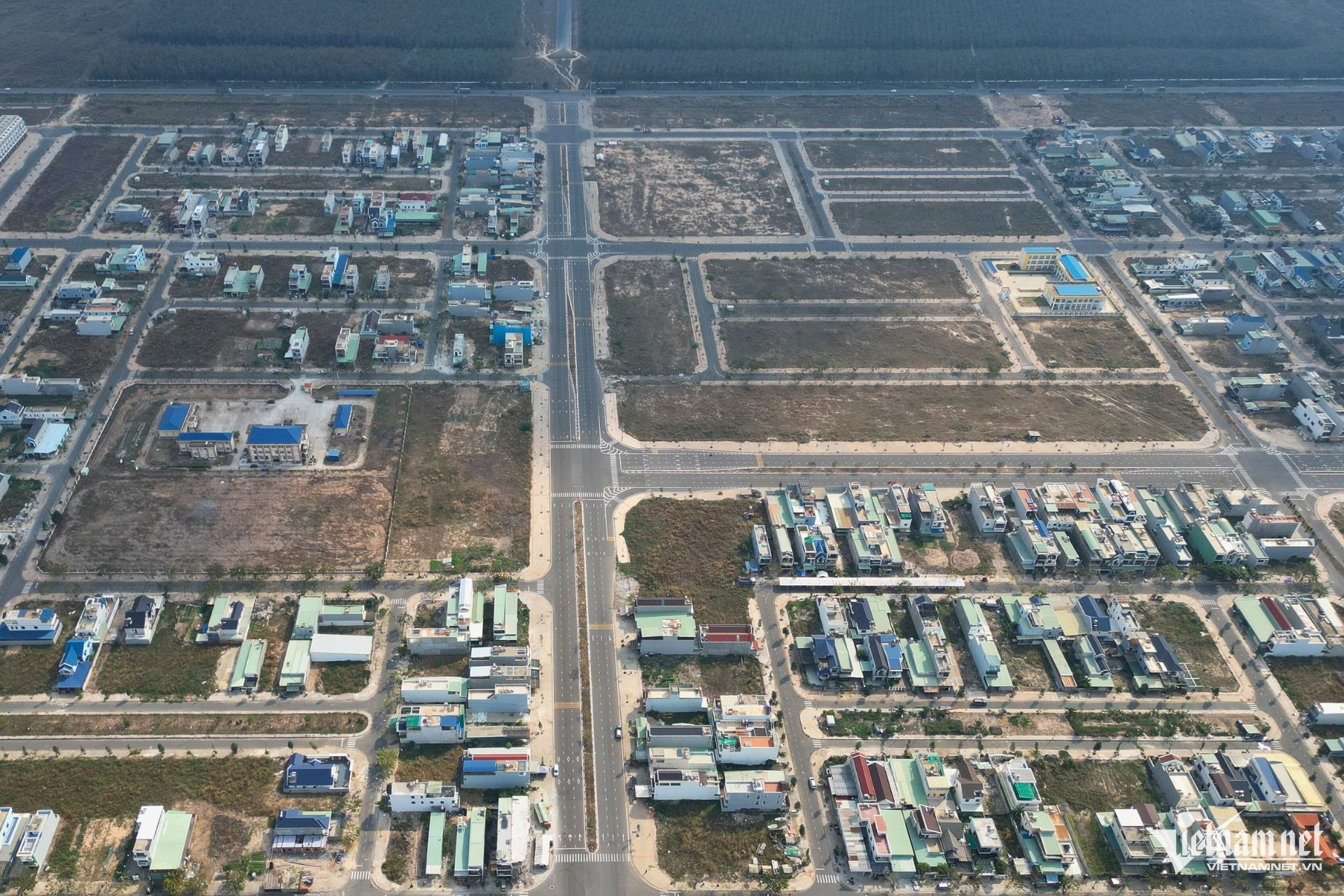 W-san bay long than1.jpg