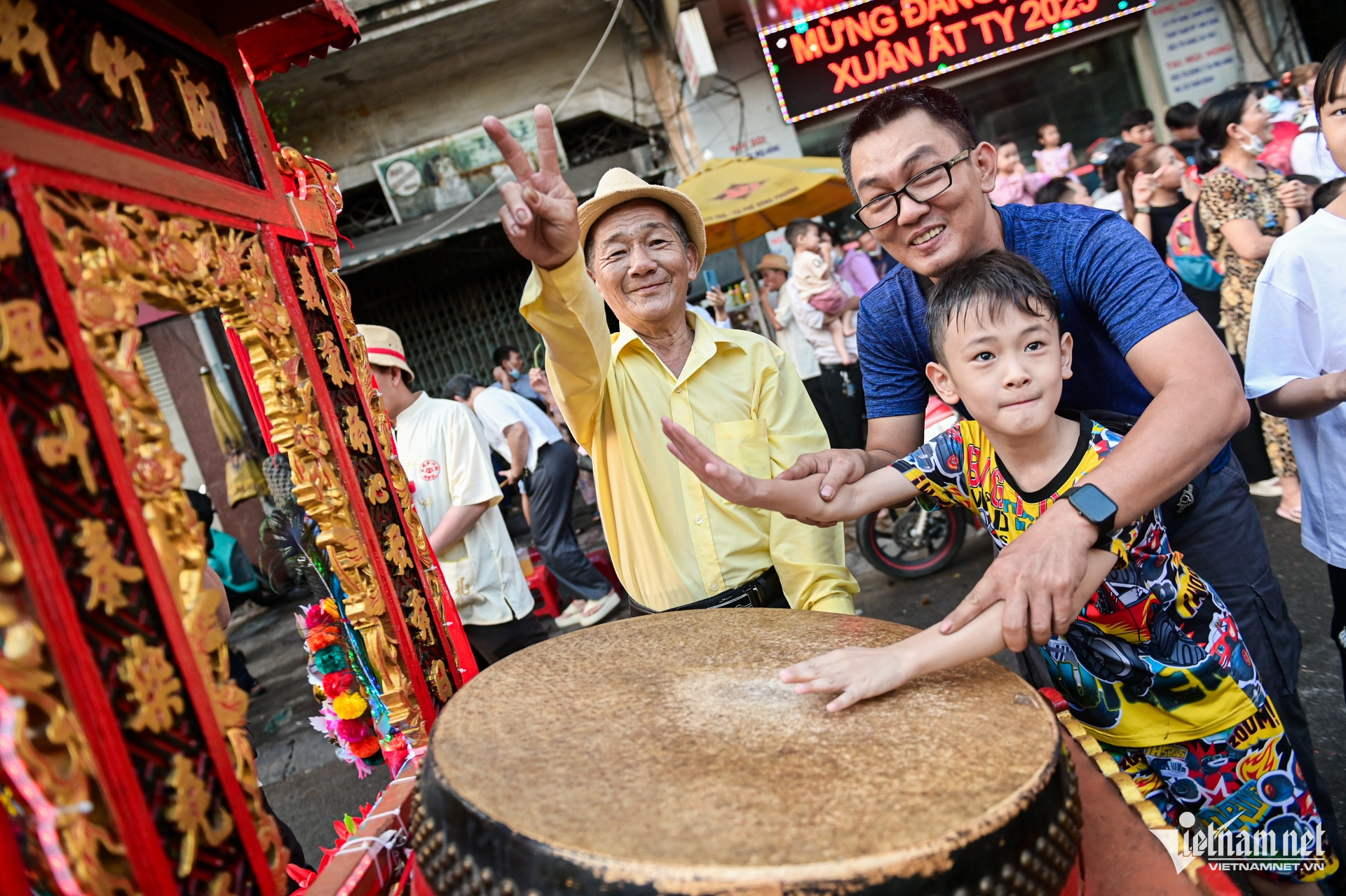 W-tết nguyên tiêu   nguyễn huế 19.jpg