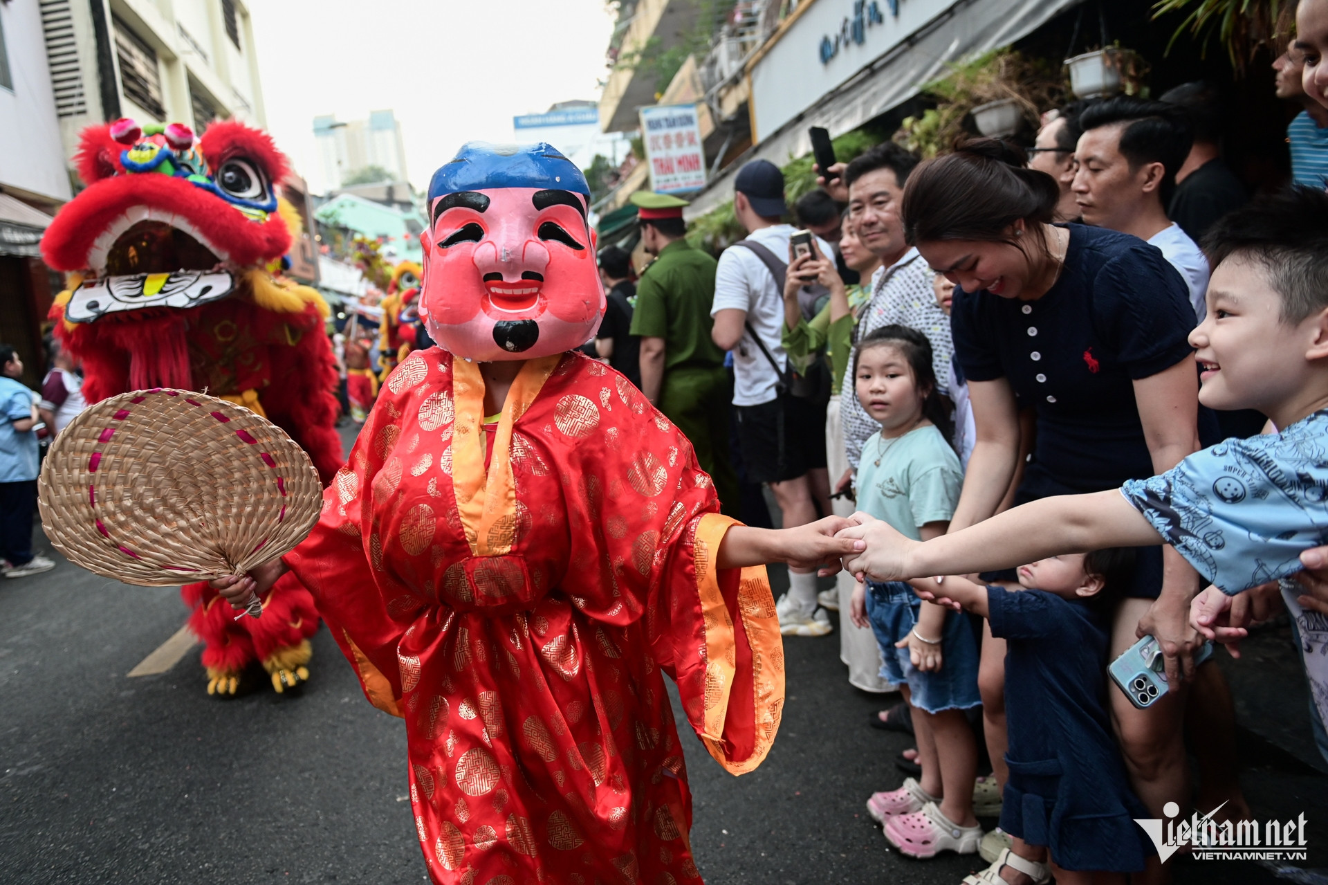 W-tết nguyên tiêu   nguyễn huế 4.jpg