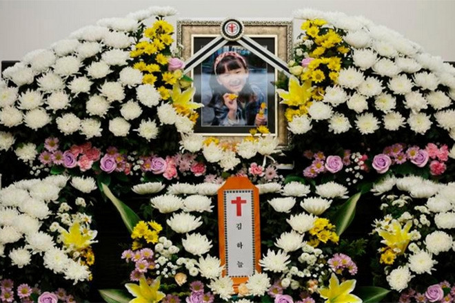 Cảnh sát Hàn Quốc tiết lộ hồ sơ pháp y vụ giáo viên đâm tử vong học sinh 8 tuổi