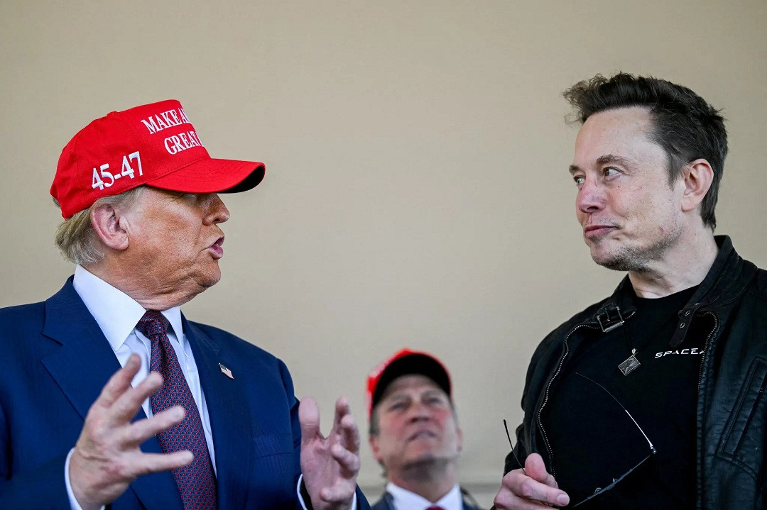 14db musk trump qzpj superJumbo.jpg
