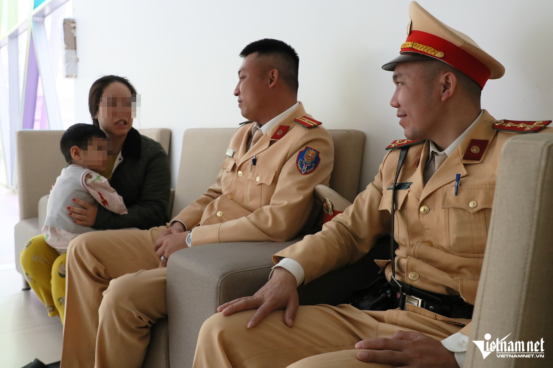 W-HIEU3082.jpg