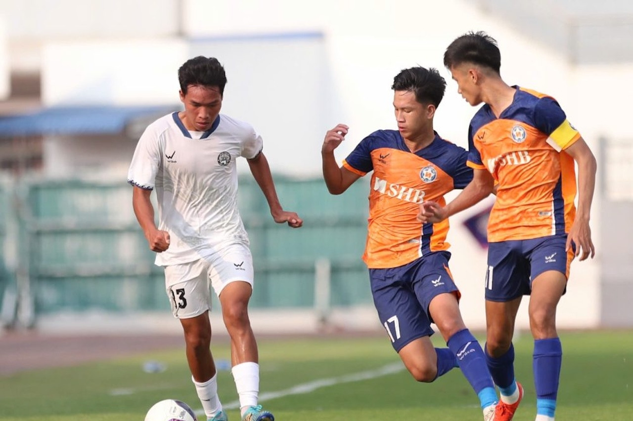 Con trai Quang Hải ghi bàn ở VCK U19 quốc gia