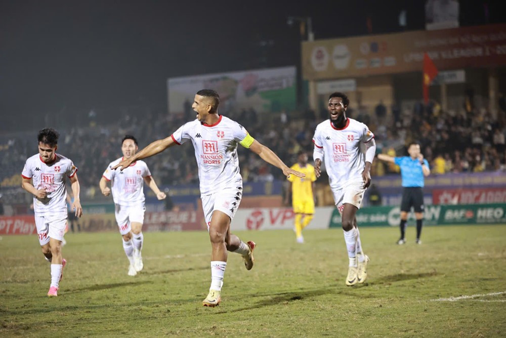 slna vs hai phong 1.jpg