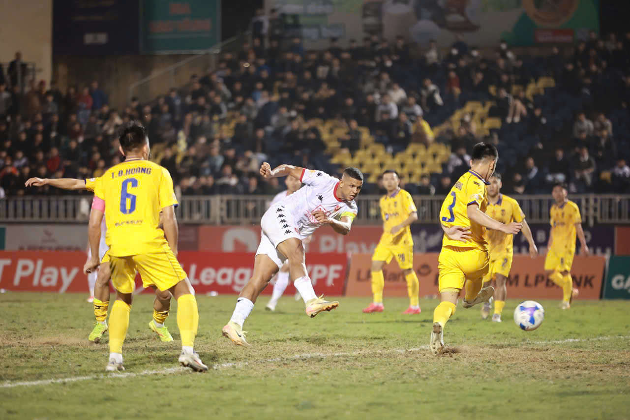slna vs hai phong.jpg