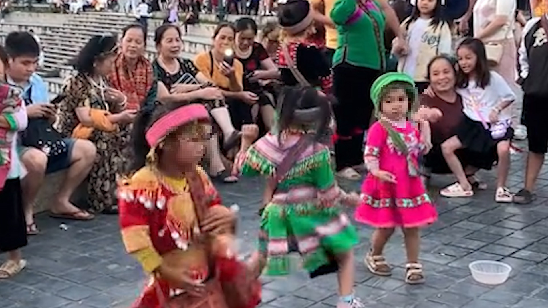 Sequence 03.00_00_07_04.Still001.jpg