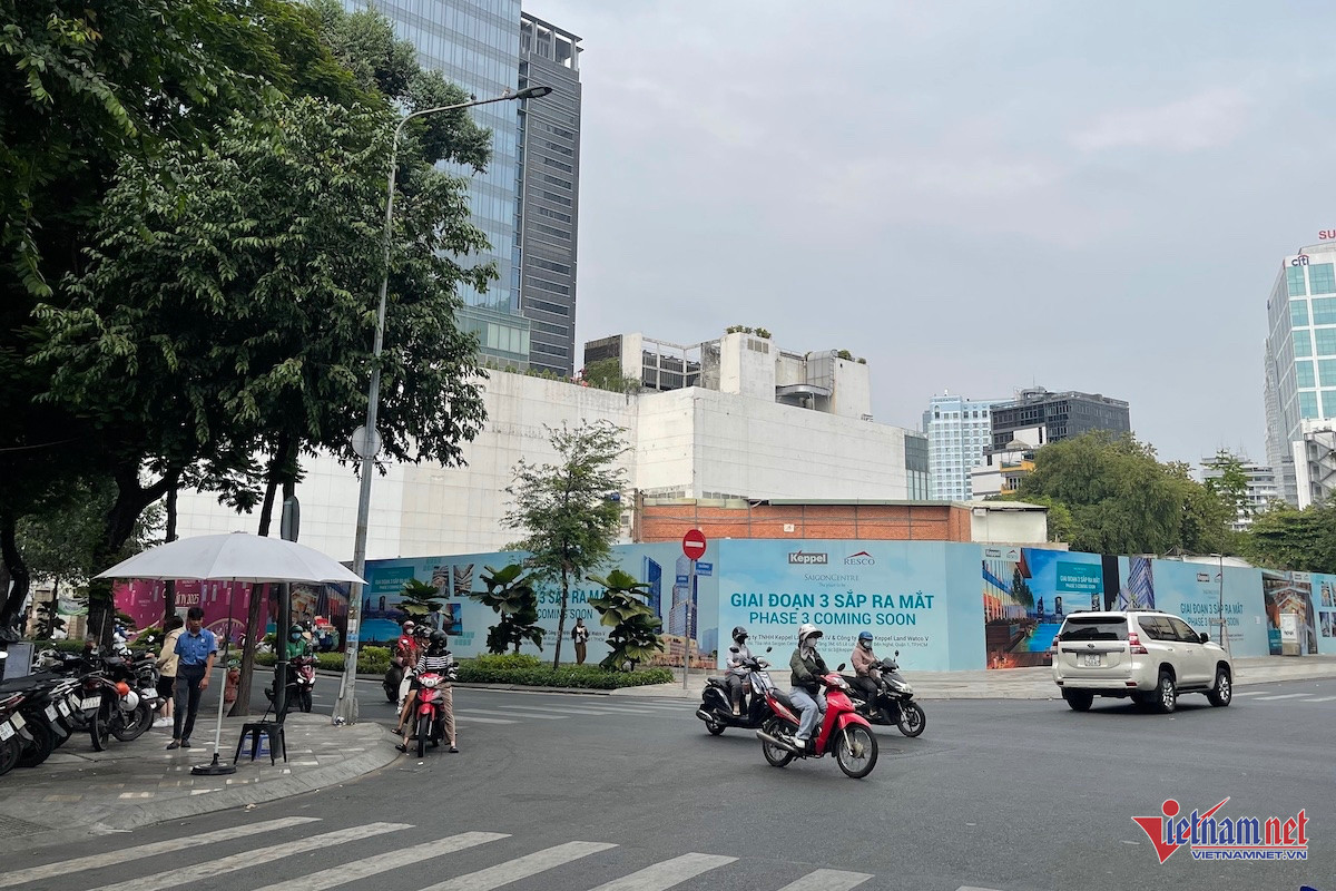 W-saigon centre 2.jpg