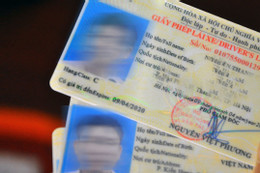 Thời điểm nào ngành giao thông vận tải dừng cấp đổi giấy phép lái xe?