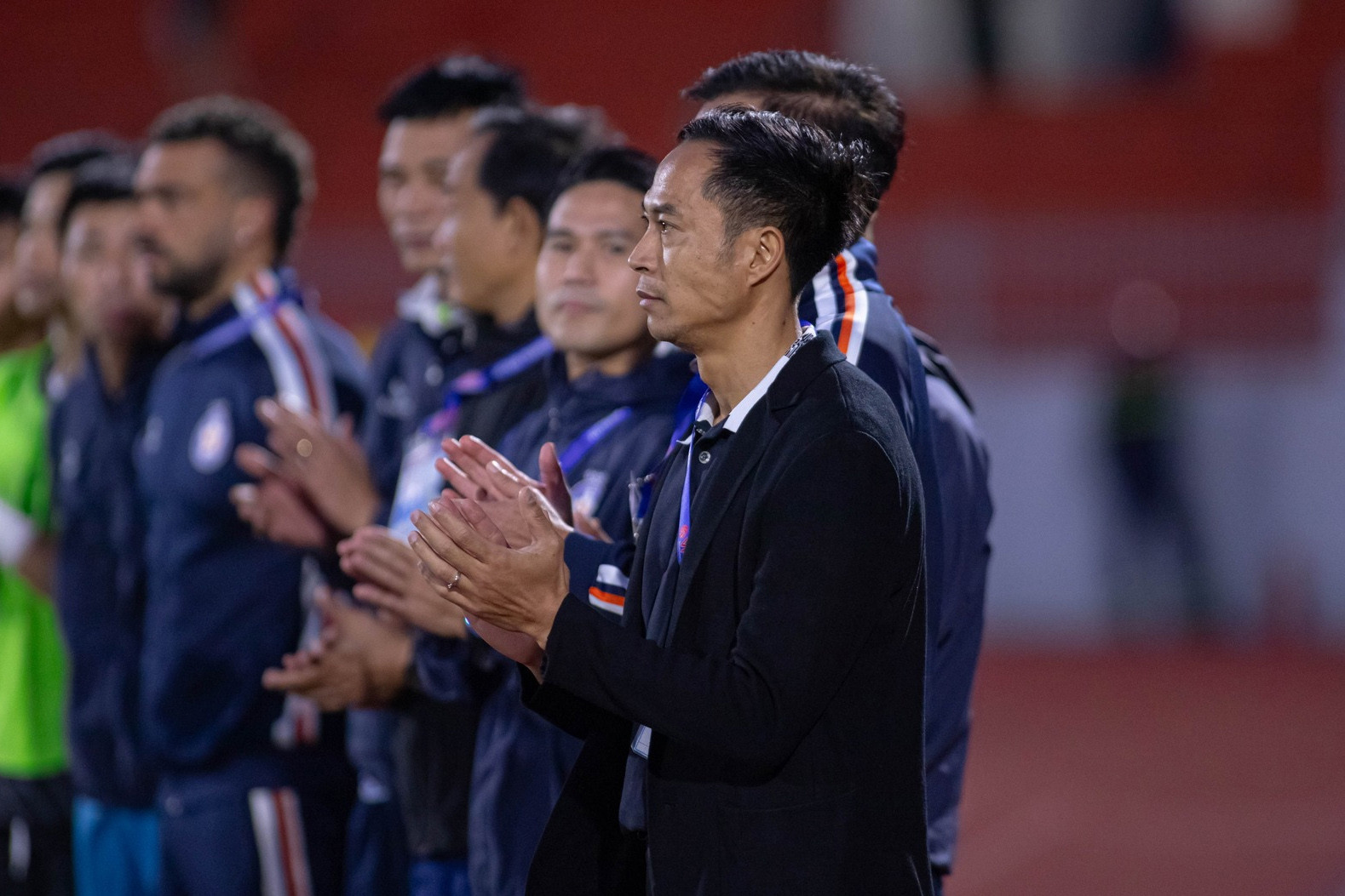 Vì sao SHB Đà Nẵng kháng cáo tấm thẻ đỏ của HLV Lê Đức Tuấn