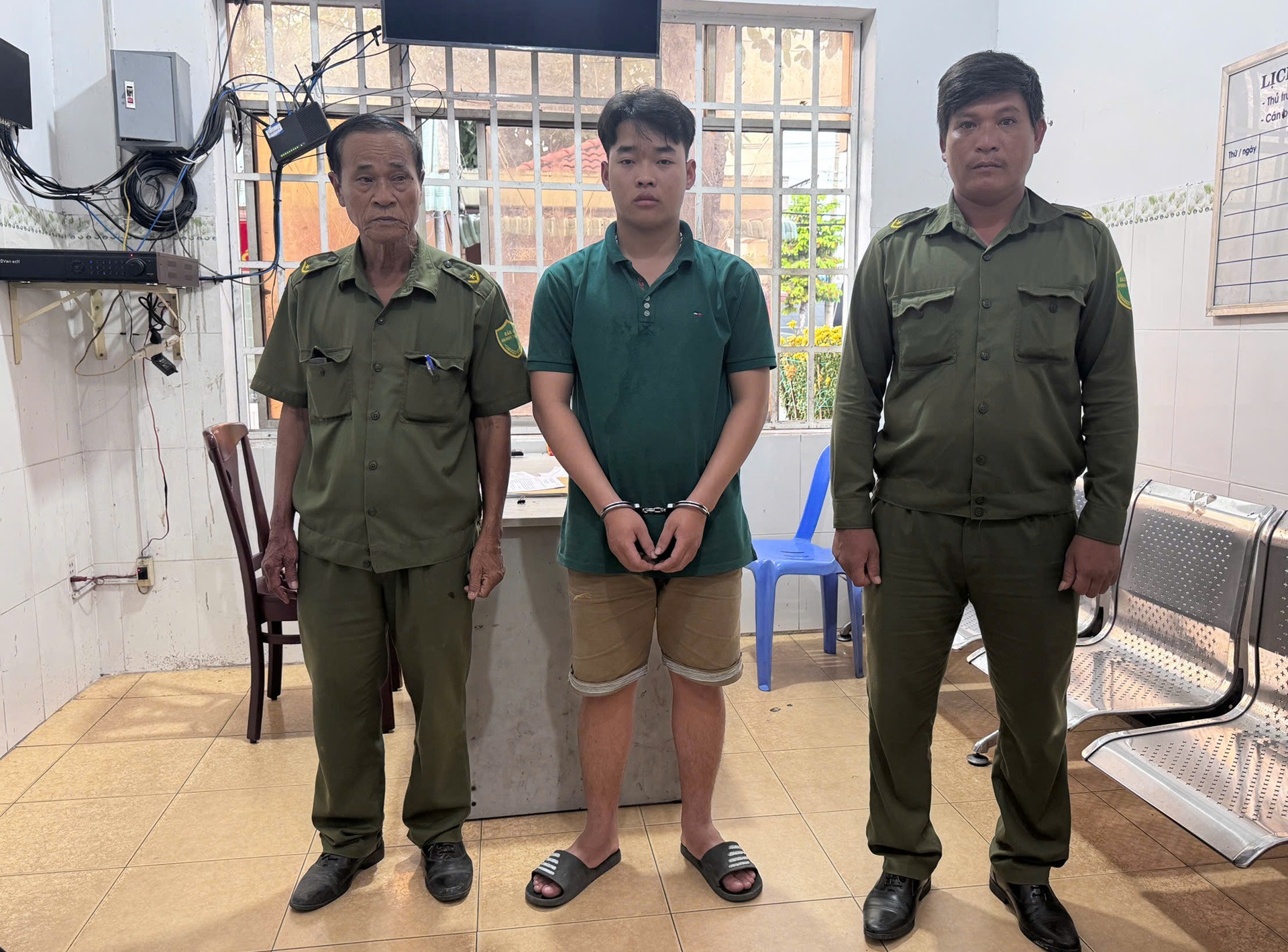 Bắt tài xế xe tải gây tai nạn làm nữ sinh lớp 12 tử vong.jpg
